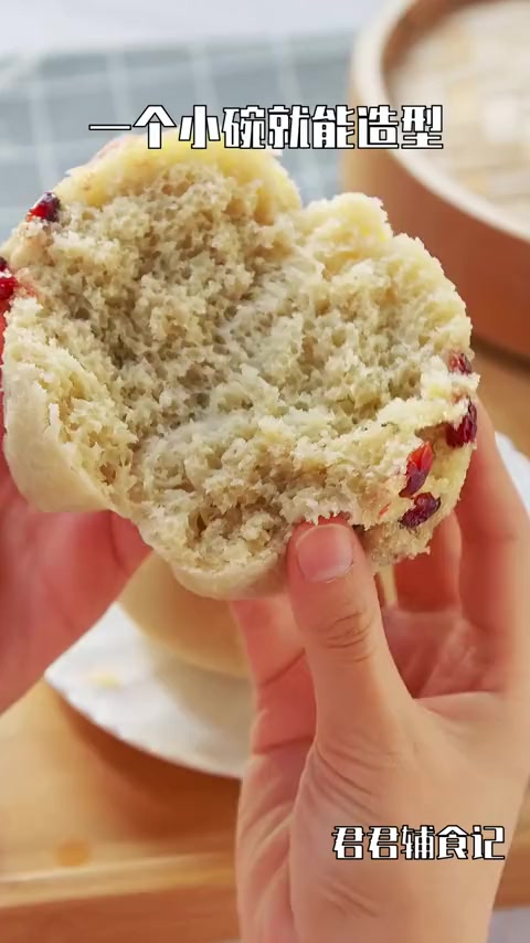 一个小碗就搞定了超松软又有弹性的碗蒸梨糕有颜又好吃