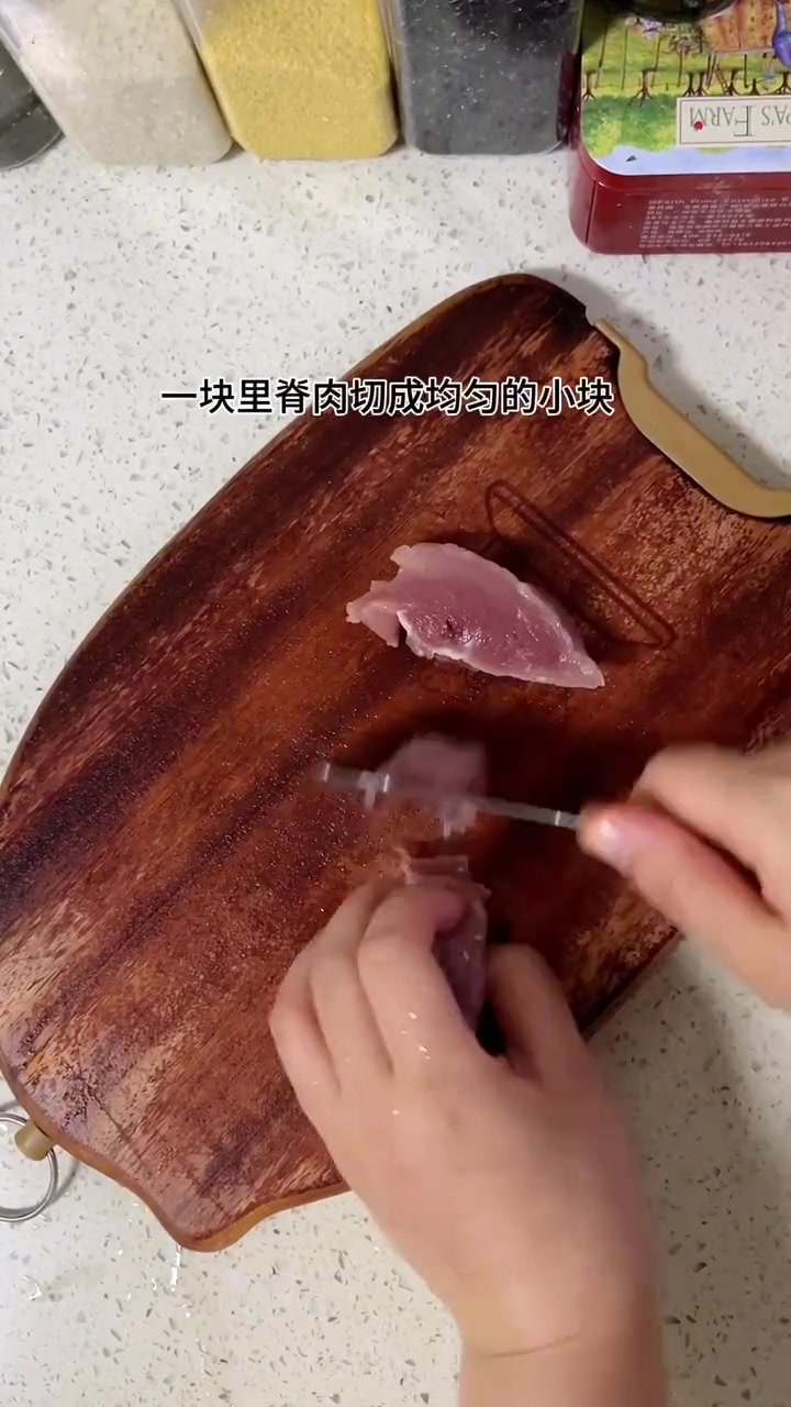 第五十五集｜宝宝版鲜肉玉米馄炖 馄炖皮柔软滑嫩 肉馅鲜嫩多汁 宝宝一口一个