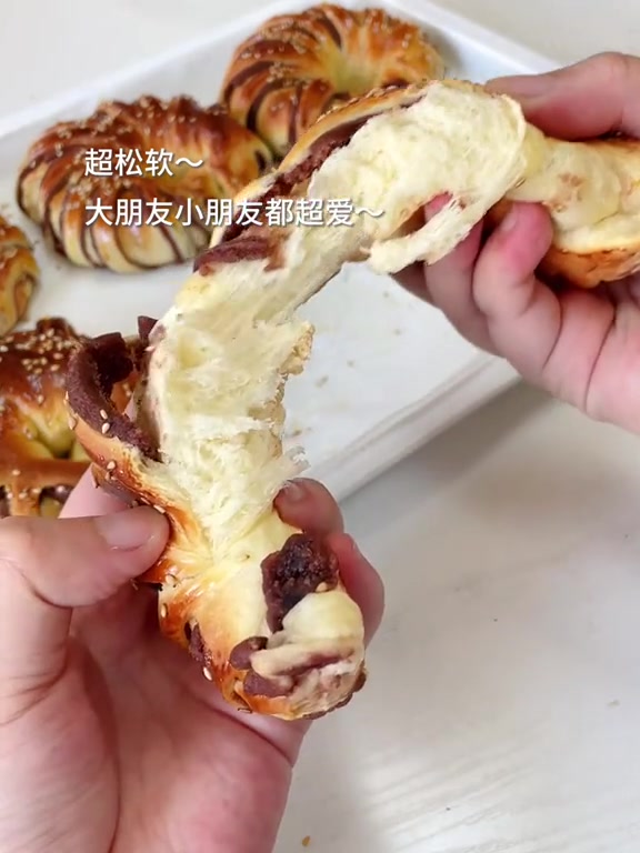 这种红豆沙面包圈到底是哪个年龄层的童年回忆比记忆中更奶香更柔软超好吃