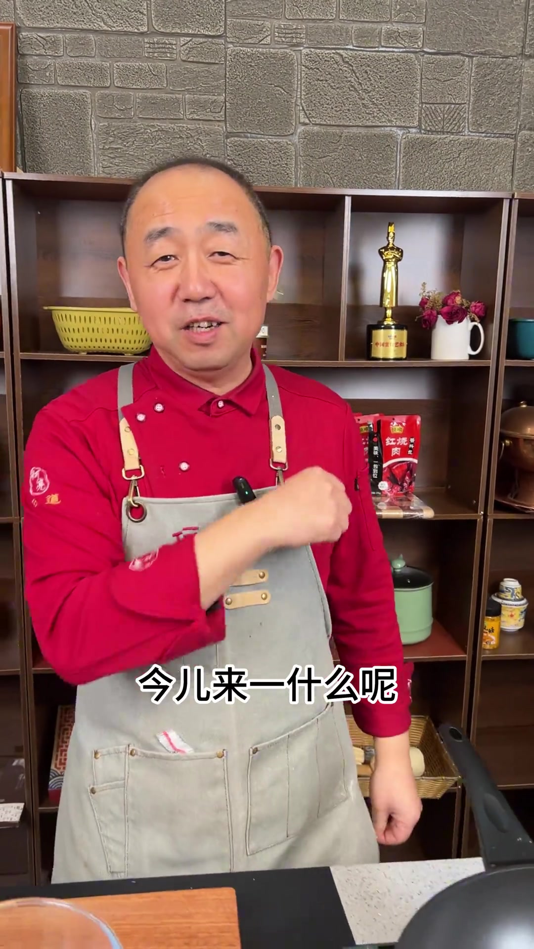 春节做得米饭多了!剩下了怎么办?那就来一道不一样的酱油炒饭! 磕鸡蛋磕出来个臭的?好解决!