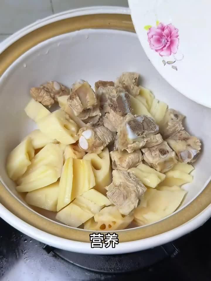 秋藕赛人参!立秋后这碗汤最养人,养生正当时