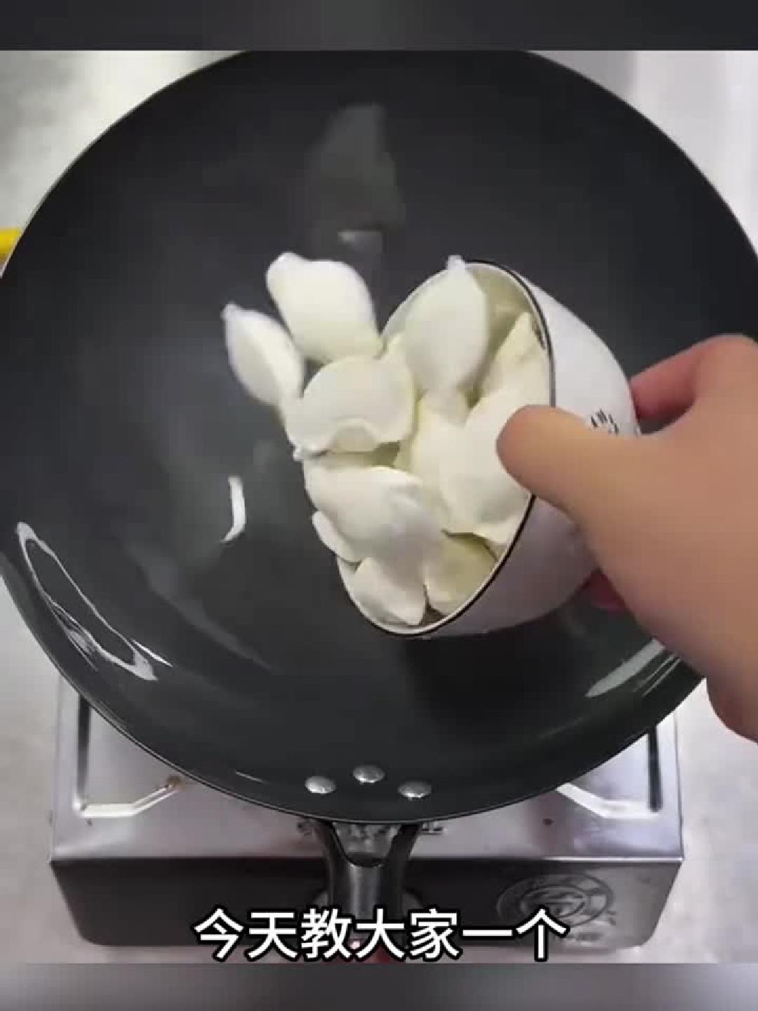 美味又健康的鸡蛋锅贴