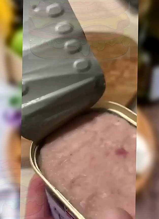 网友都说《梅林牌》午餐肉好吃!今天试一下!真的不错!皮卡丘也