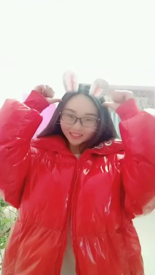 小红小红上楼梯