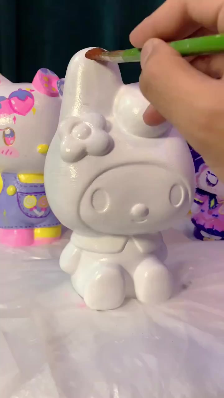 今天挑战用巧克力画美乐蒂
