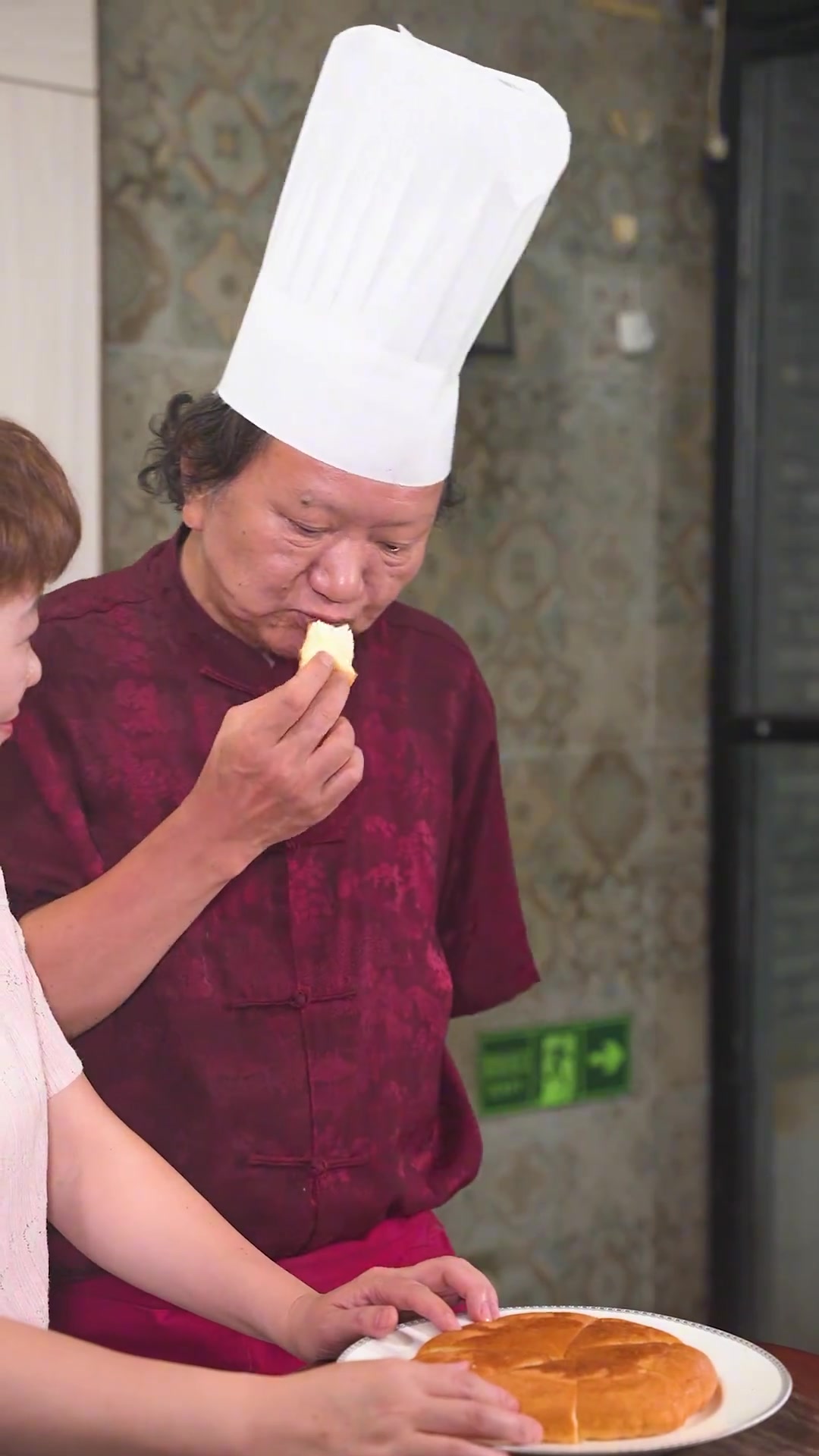 不需要烤箱就可以做的蛋糕！大家只要记住我的配方和做法就能成功