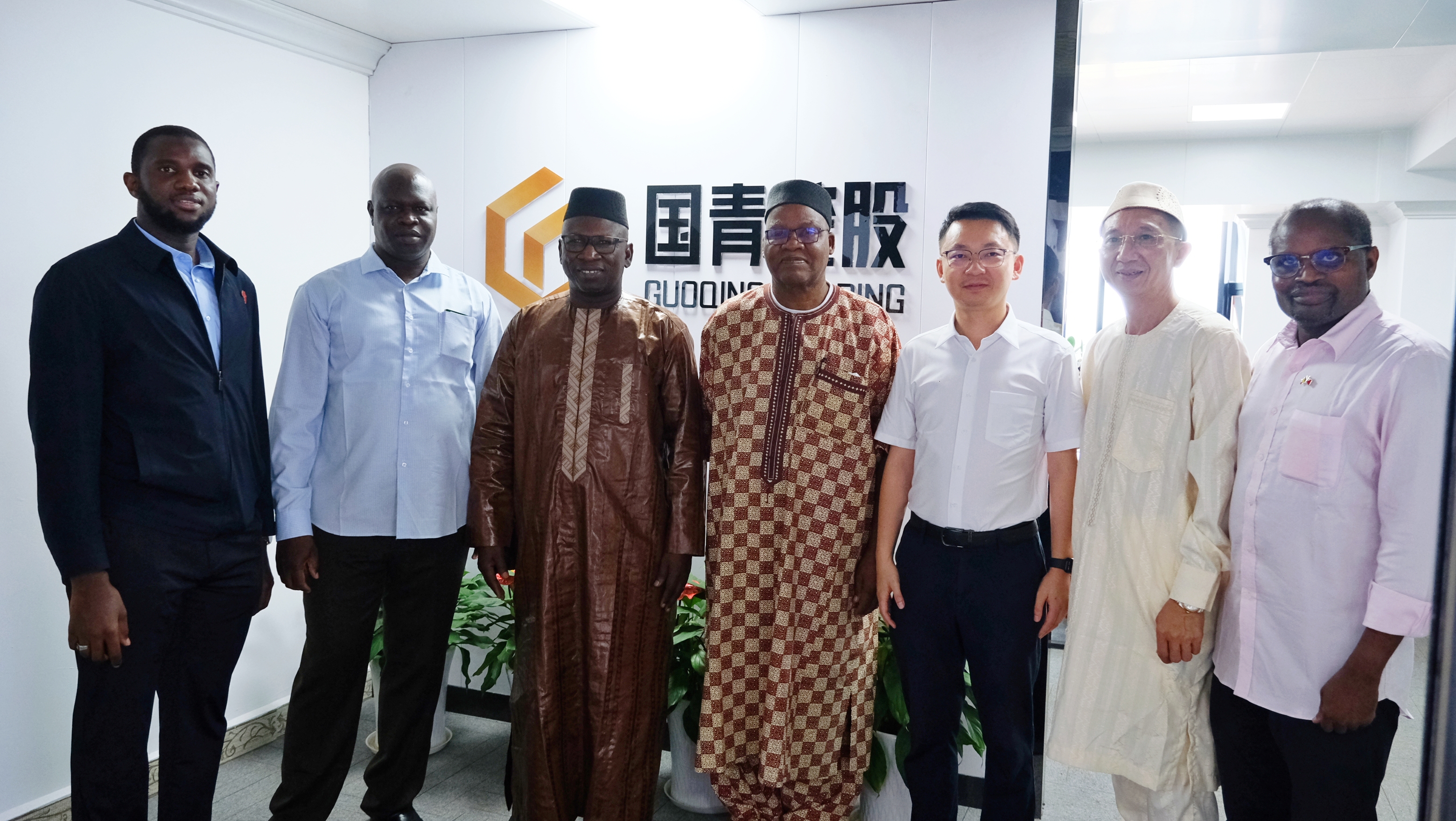 共话中国经济新机遇丨专访：中国不断为世界提供贸易和创新机遇——访英国48家集团名誉主席斯蒂芬·佩里