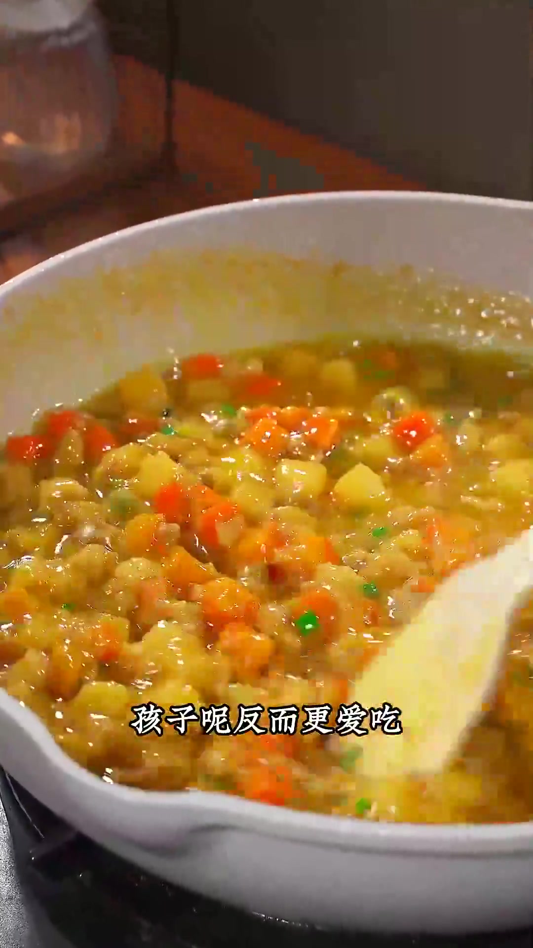 家里有孩子的，一定要学会这道土豆肉末咖喱饭，椰香浓郁，又香又
