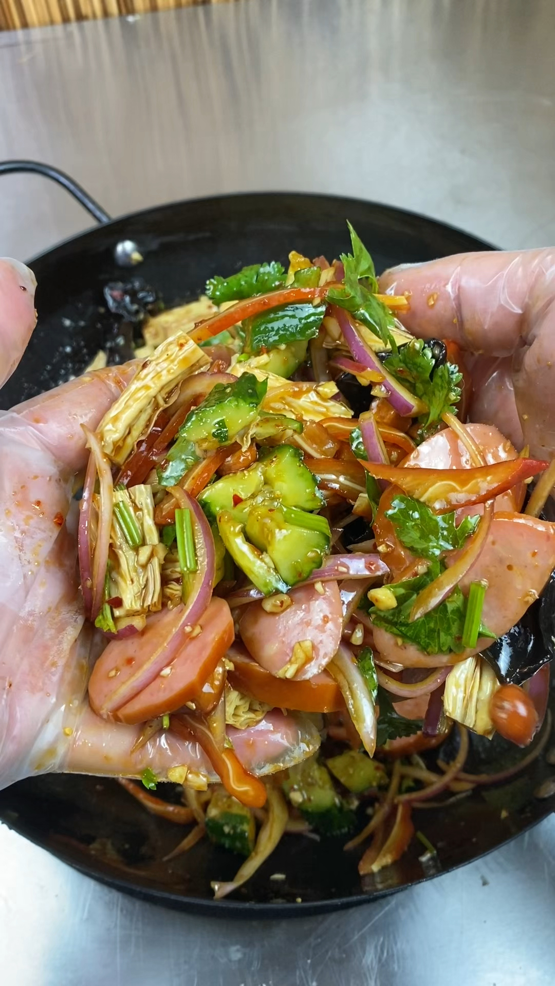 年夜饭必备下酒硬菜，酸辣开胃，超好吃过年少不了的凉菜