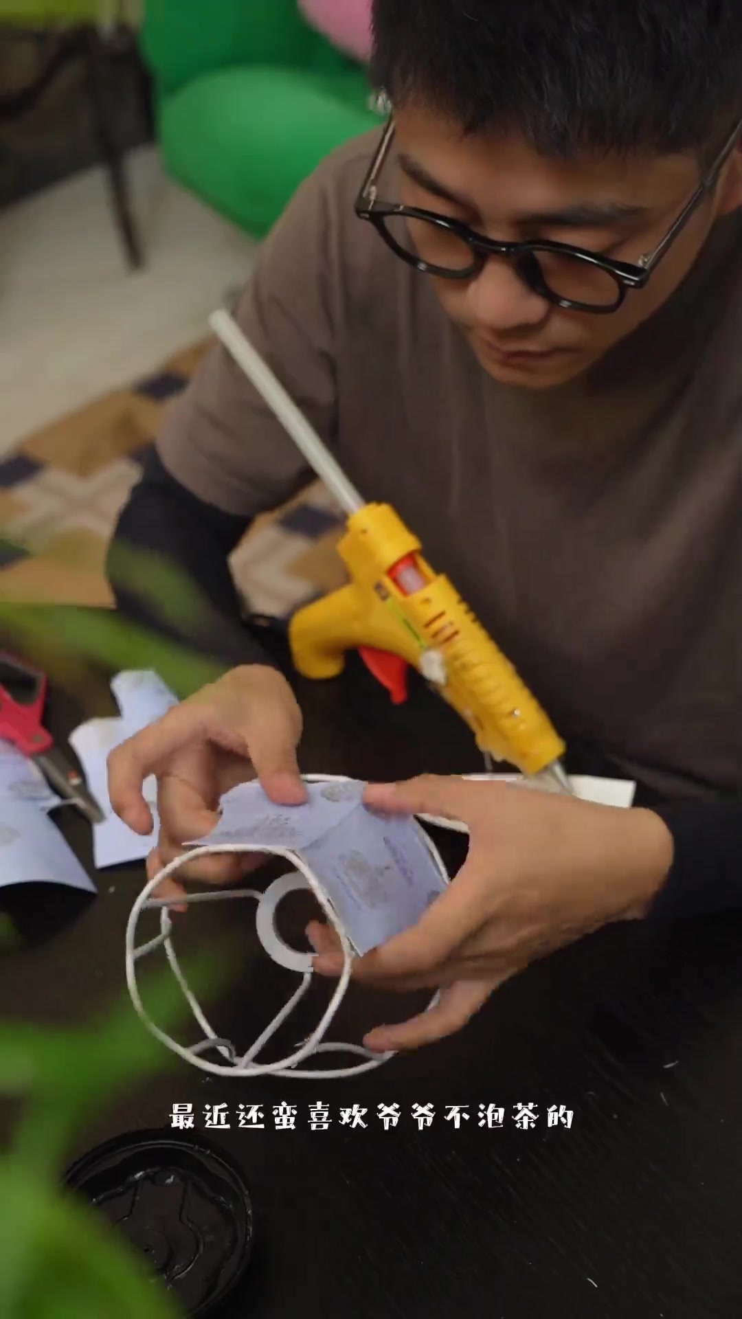 废弃杯盏里的星空奇遇!