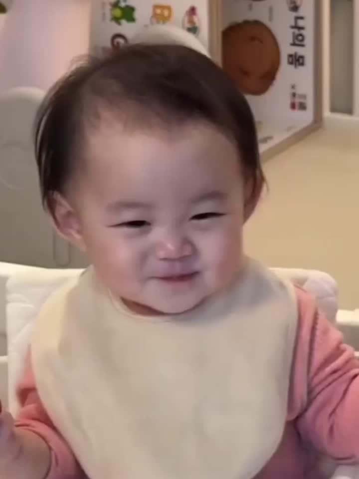 开心的样子 太可爱了