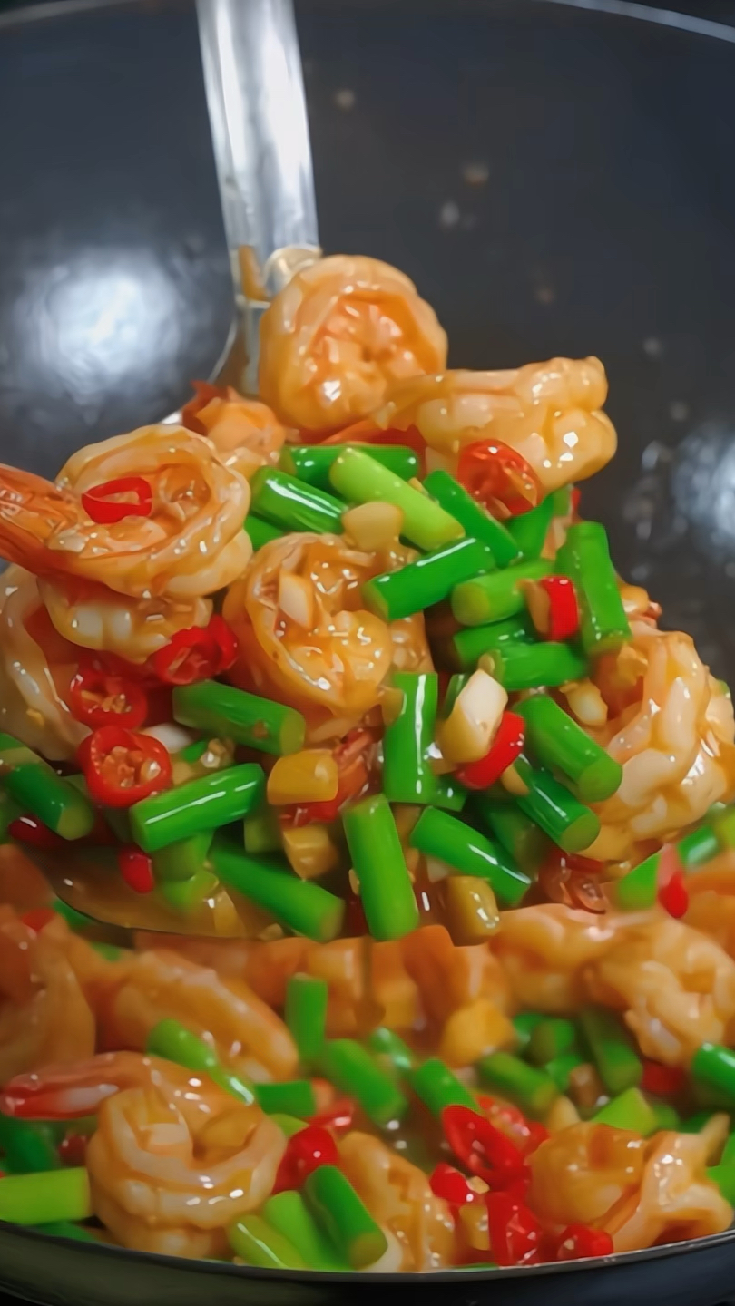 像我这样做个蒜苔炒虾仁,Q弹爽滑,一上桌孩子都抢着吃#家常菜