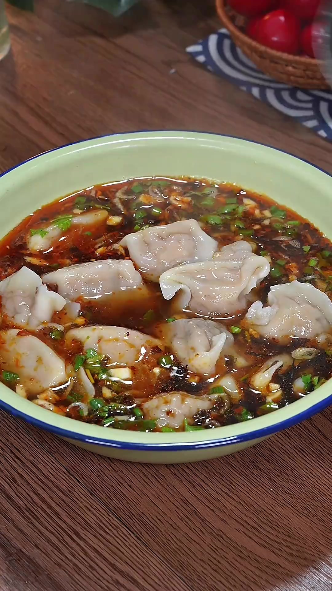 酸汤水饺 酸汤水饺的家常做法，学会了，老公再也不用去外面偷吃