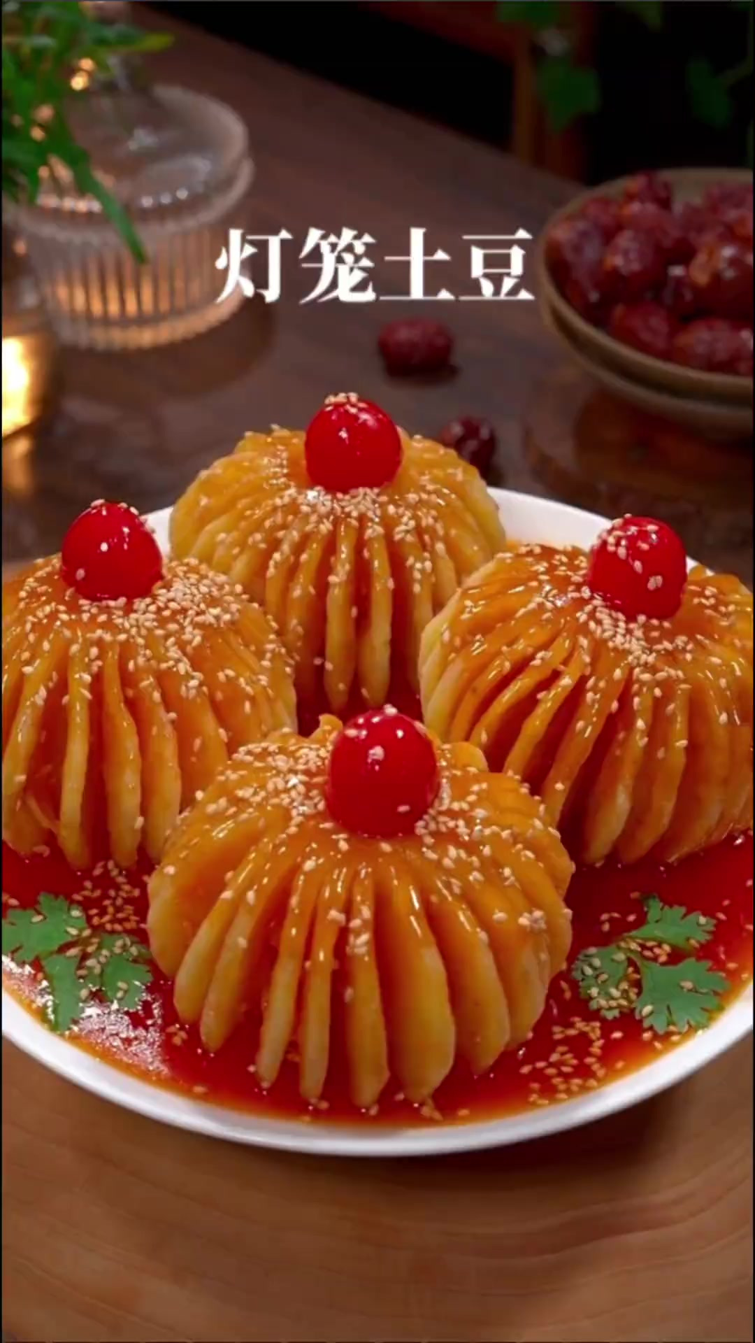 谁能想到，这普通的土豆放锅里炸一炸，居然是一道酒店的招牌菜