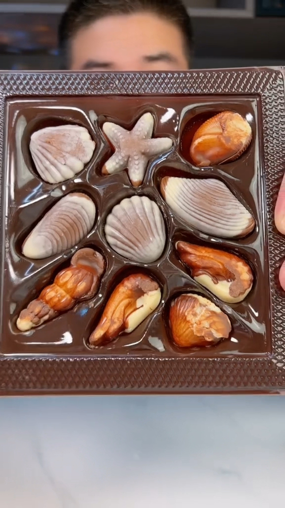今天吃贝壳巧克力