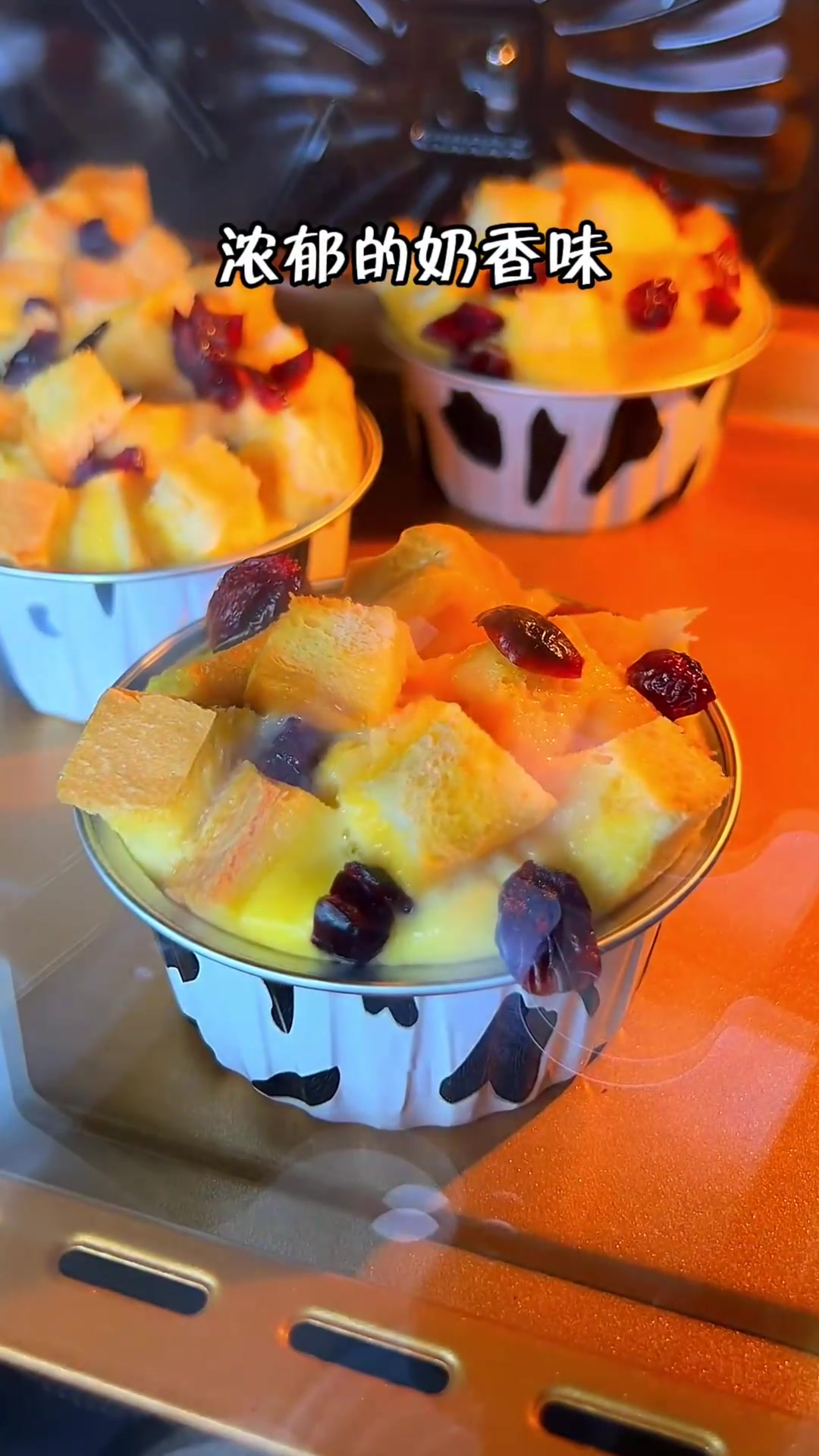 家里吃不完的面包片不要扔，做成这样的蛋奶烤吐司