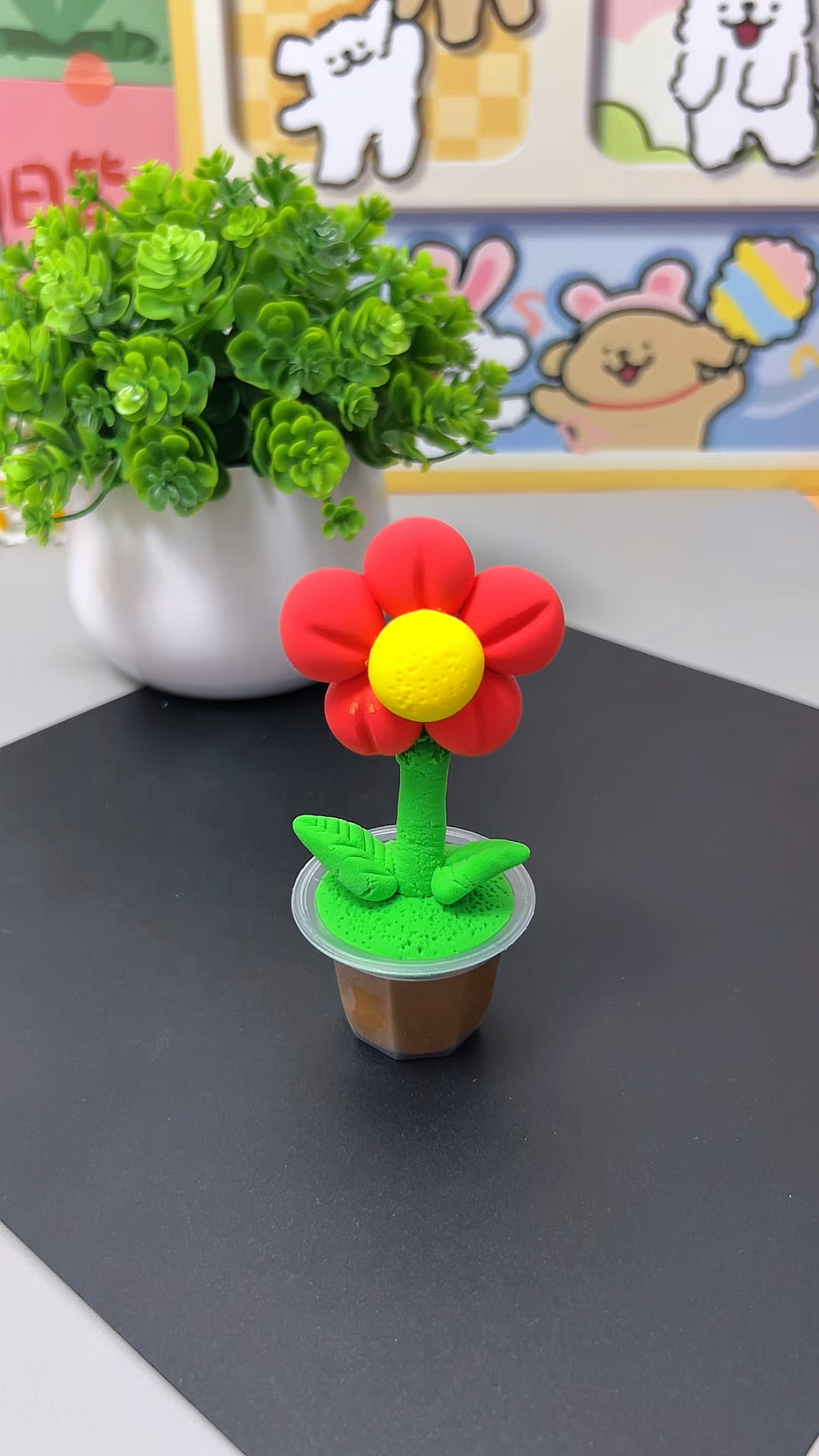 用粘土做小花朵盆栽,一起来试试吧#粘土手工 #亲子手工