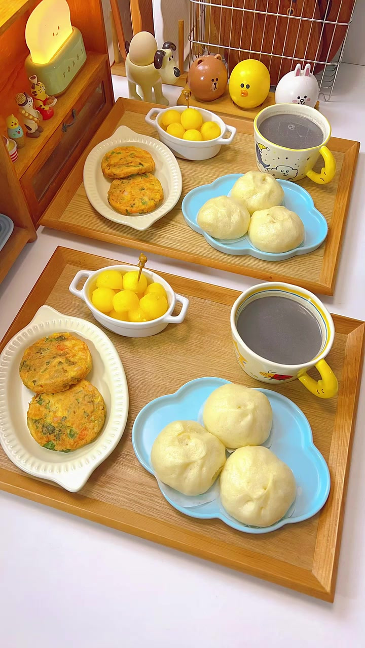 天做了蓬松宣软、酱香味十足的酱香肉包