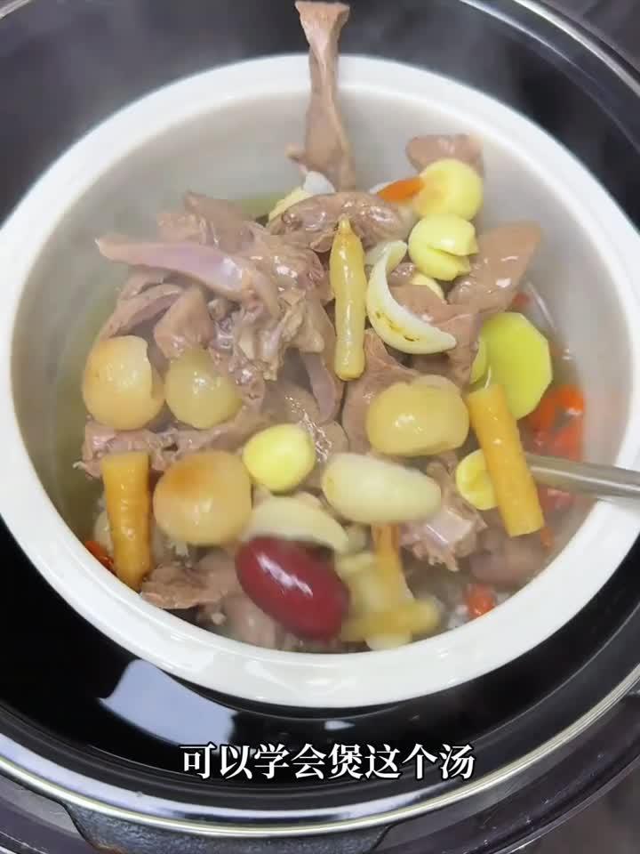 莲子猪心汤：安神养心，广东人必备养生汤品