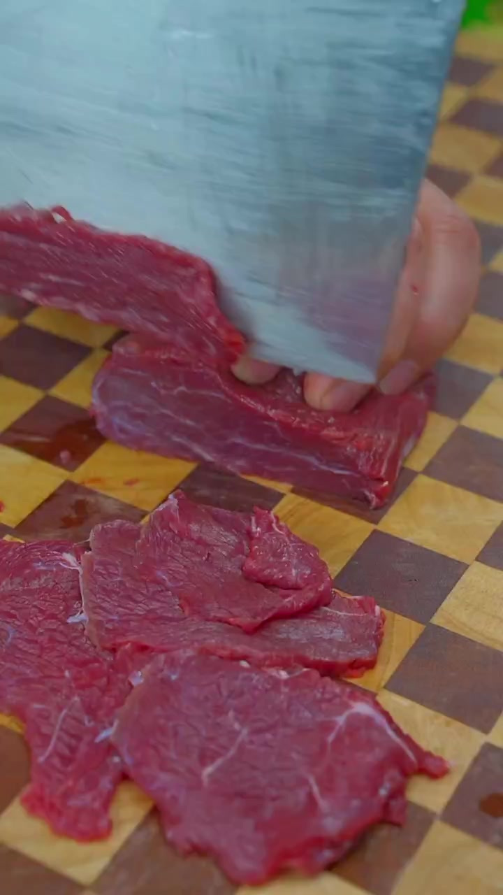 湘菜小炒黄牛肉做法,做出来鲜嫩不柴,好吃又下饭