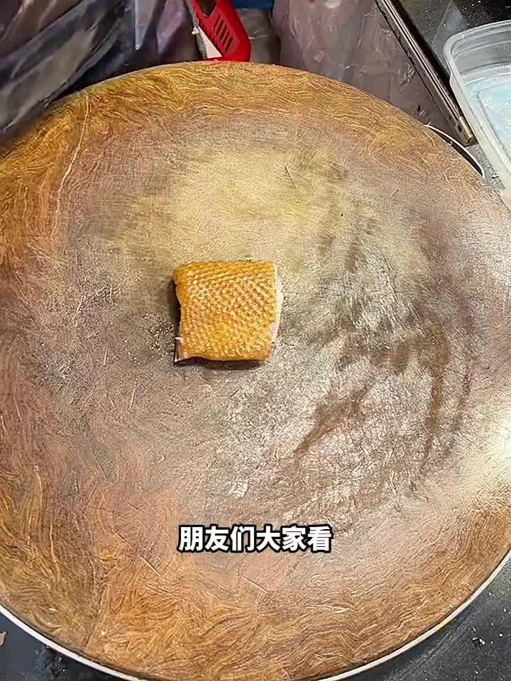 师傅分割鸭胸肉,给我看惊呆了!