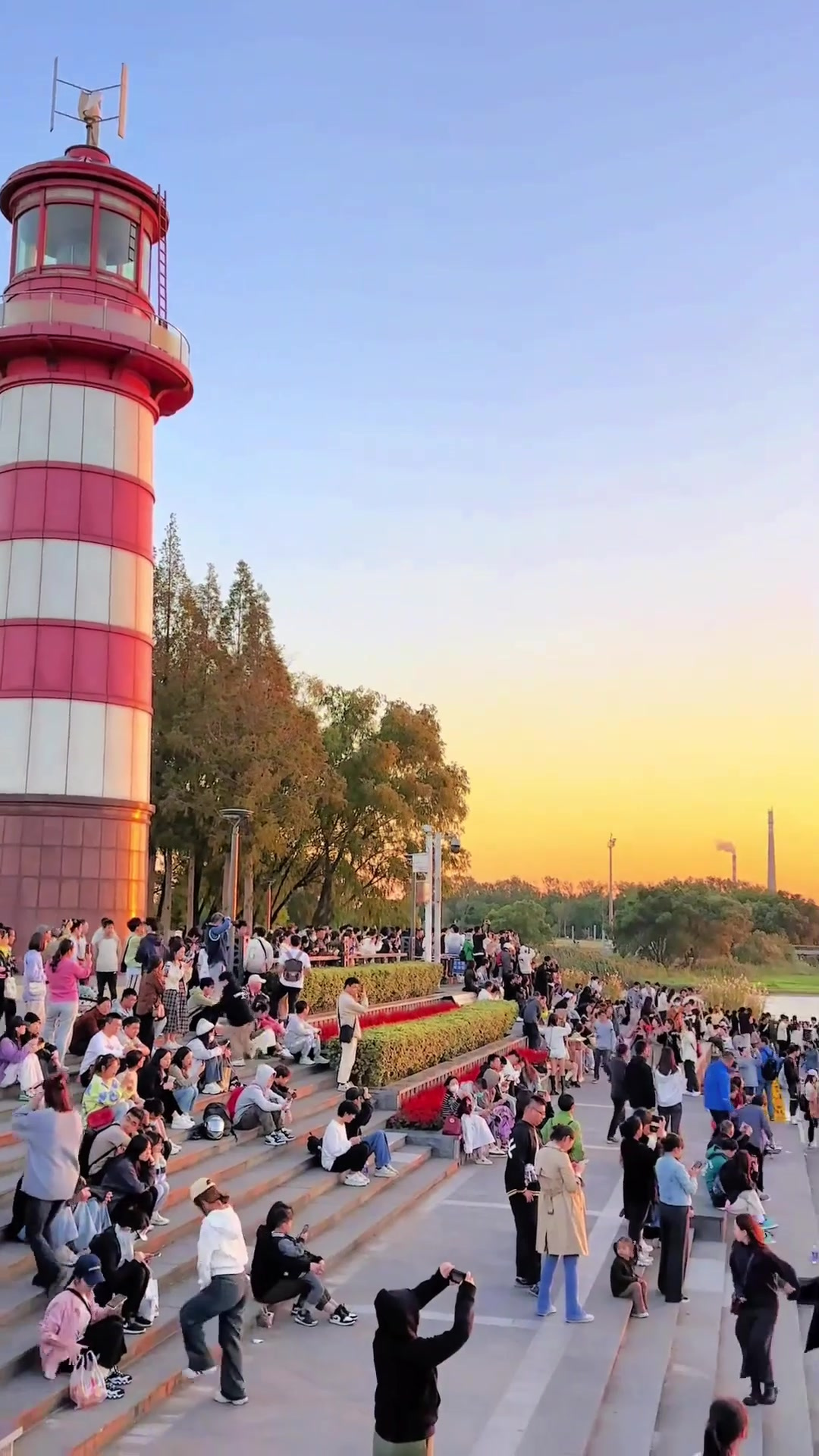 端午旅游,观南京鱼嘴湿地公园夕阳线路目前南京日落时间17点