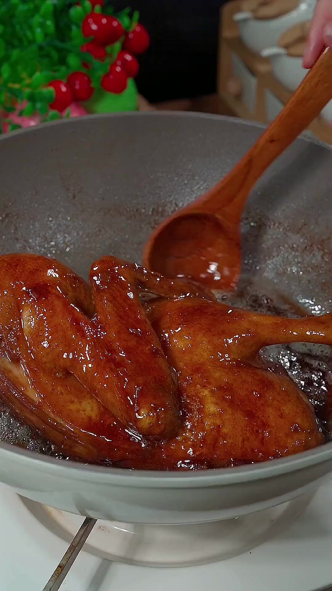 广东经典名菜三杯鸭