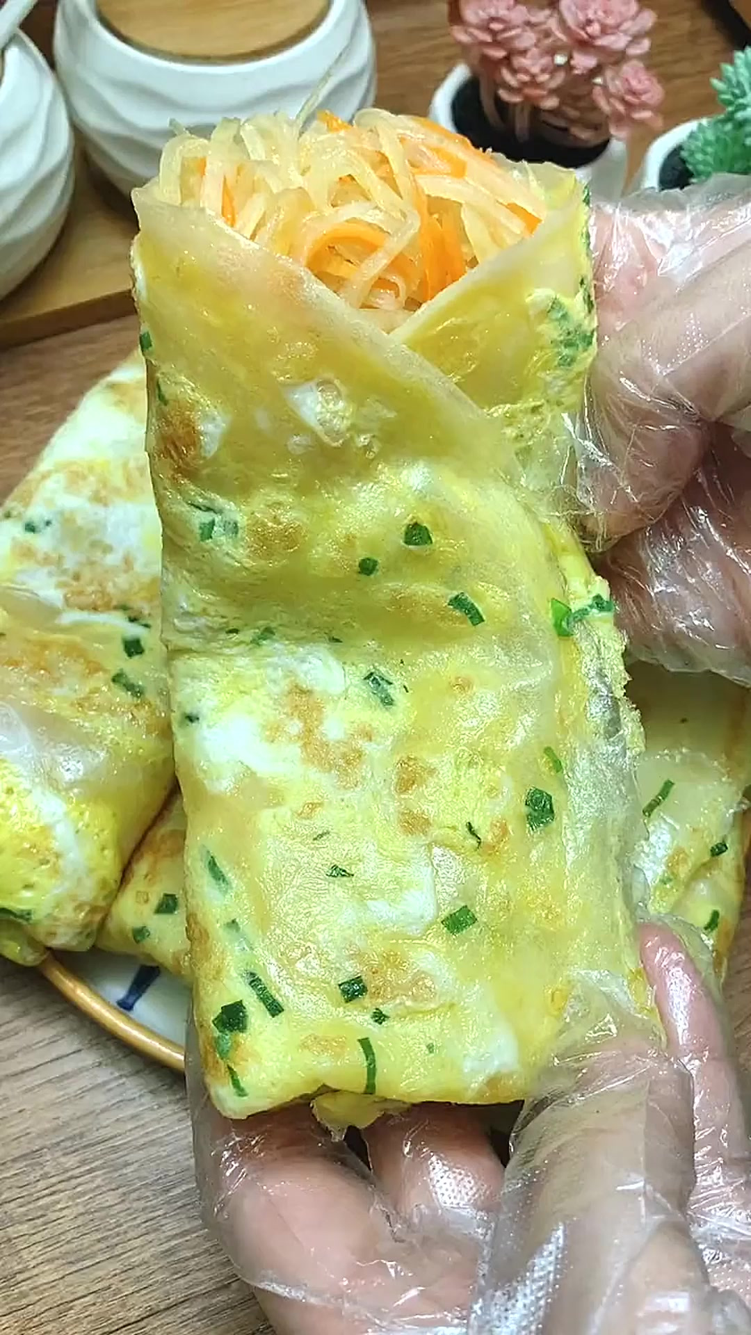 早餐不知道吃什么，就试试这个土豆丝卷饼吧！