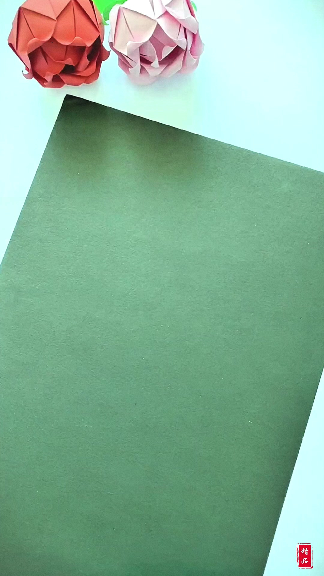用几个圆形纸片做个西瓜钟表模型吧,还可以让孩子更直观的认识时