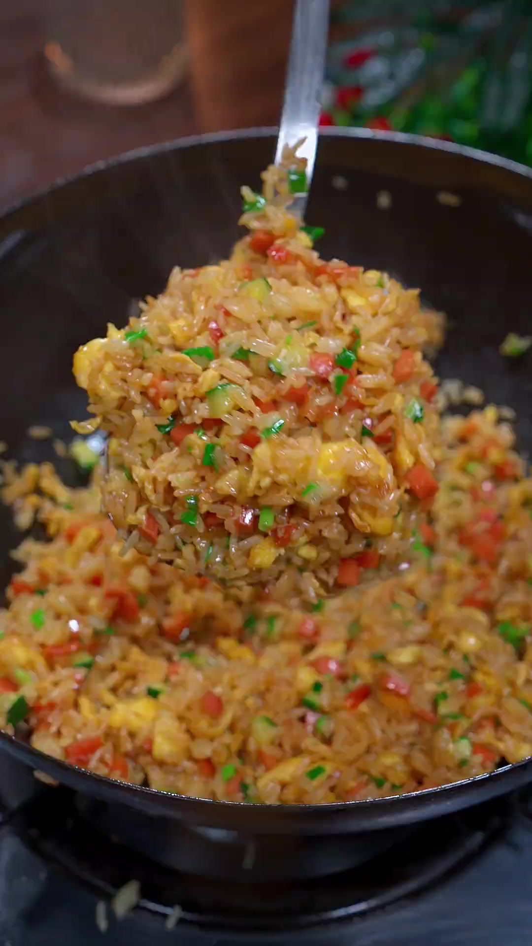 好吃的酱油炒饭做法 我家常备的这款头道鲜酱油，不管是炒饭烧菜