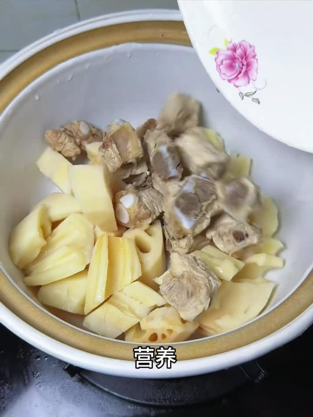 秋藕赛人参!立秋后多喝这碗汤,养人又养生