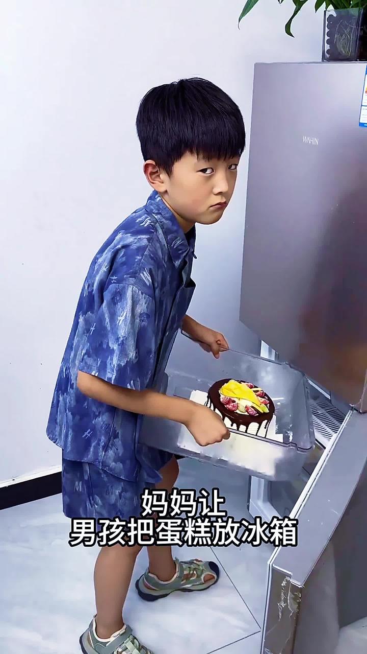 让你体验一下,冰淇淋蛋糕的快乐吧!