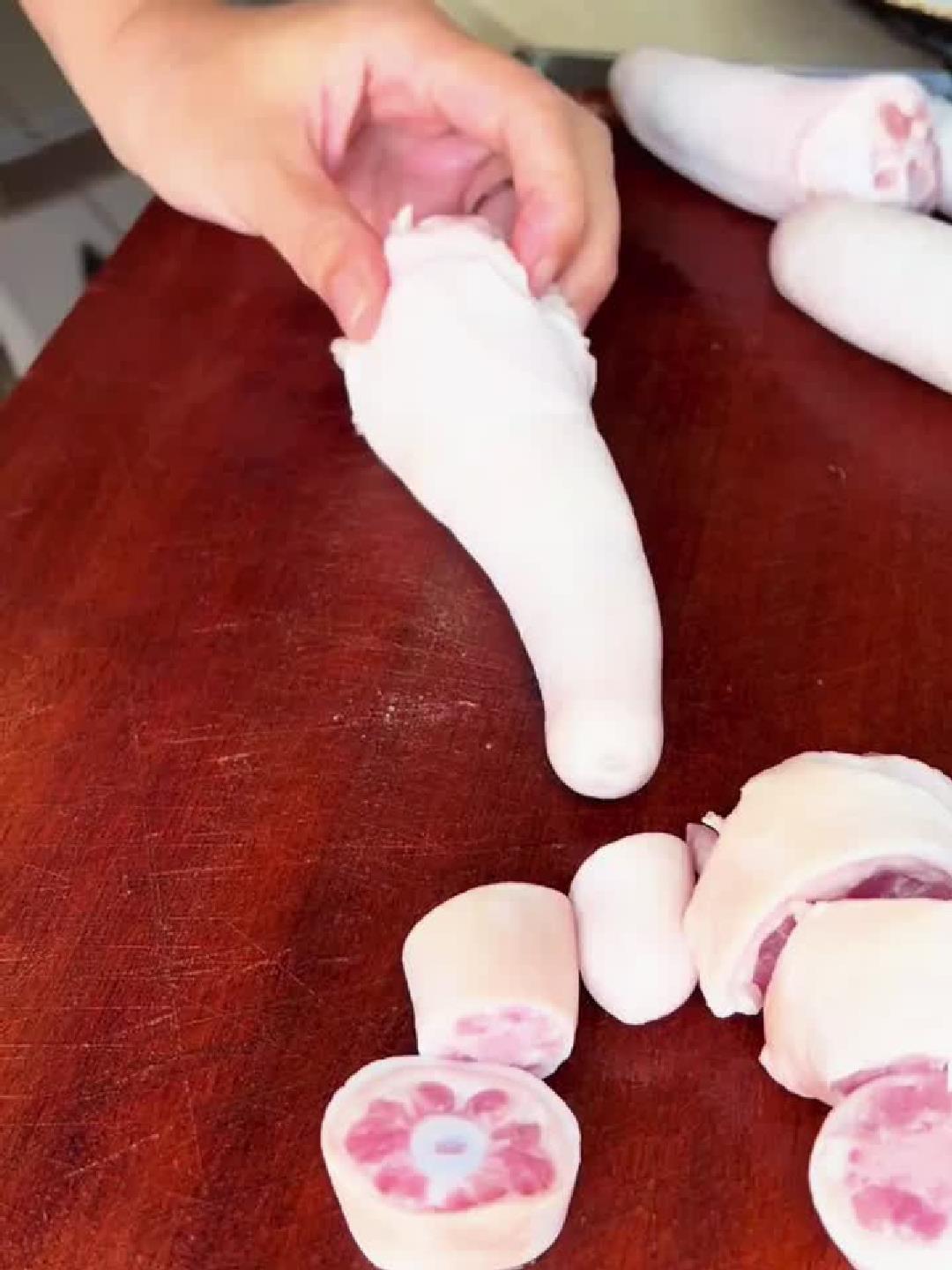 缓解腰酸有妙招:猪尾汤这样炖更滋补