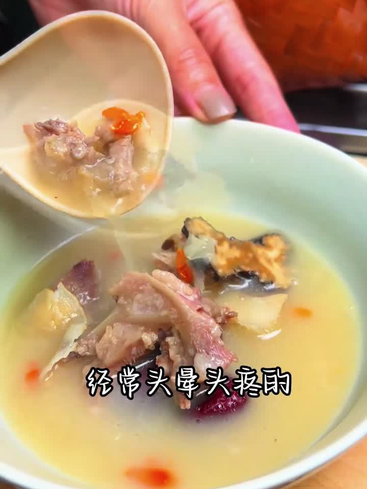 天麻鱼头汤秘方大公开,养生功效惊人!