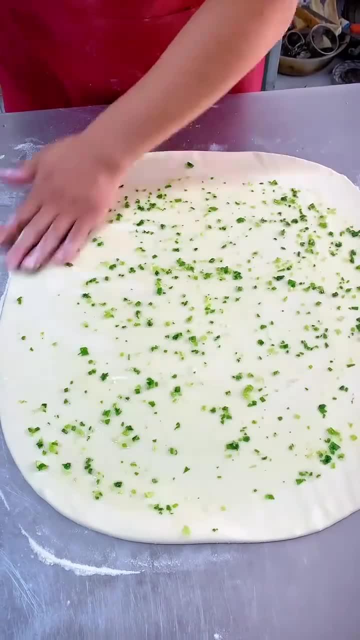 葱油饼的手法