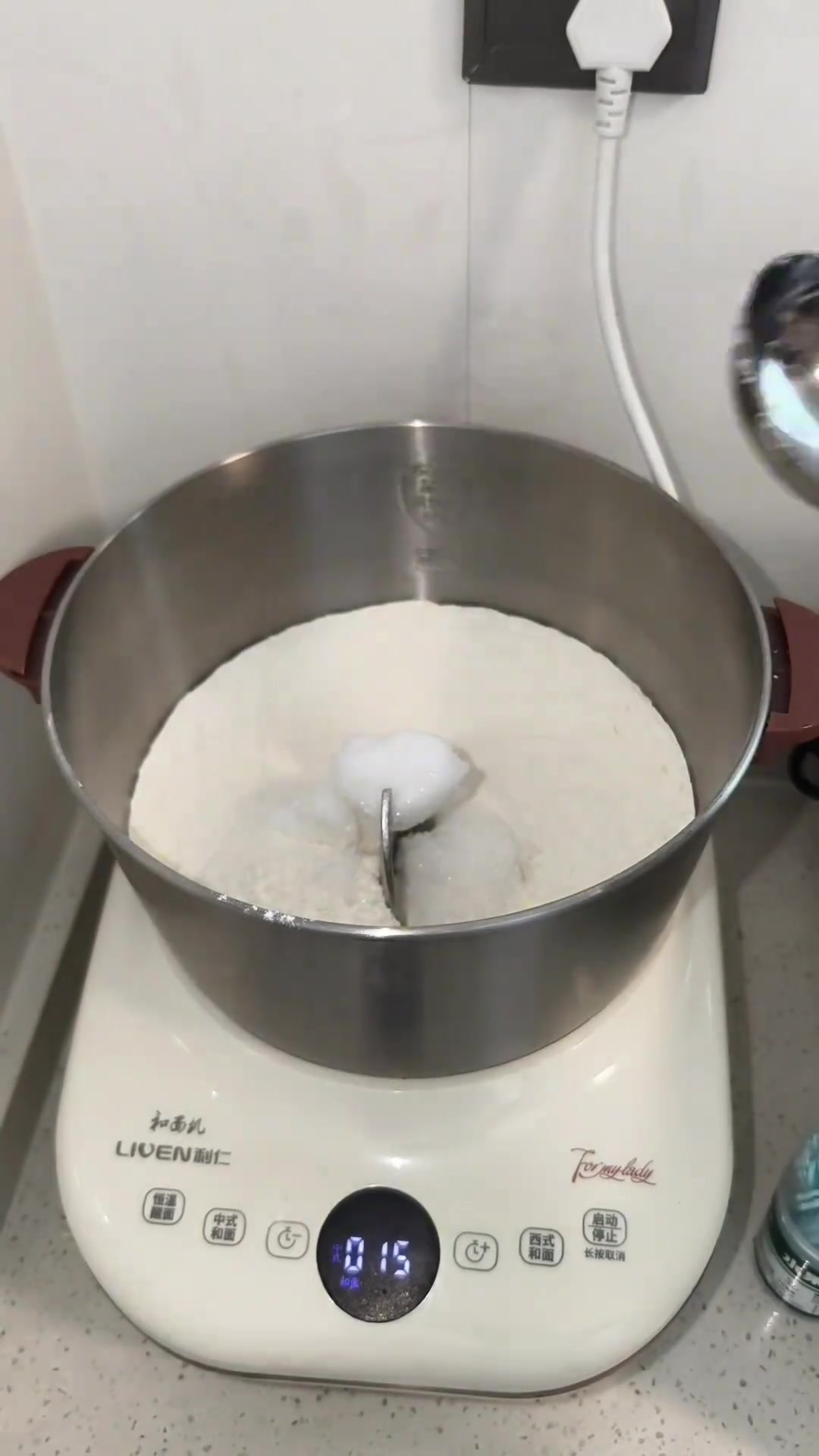 姐妹们,我这个大馒头蒸的怎么样?你们给个评价吧