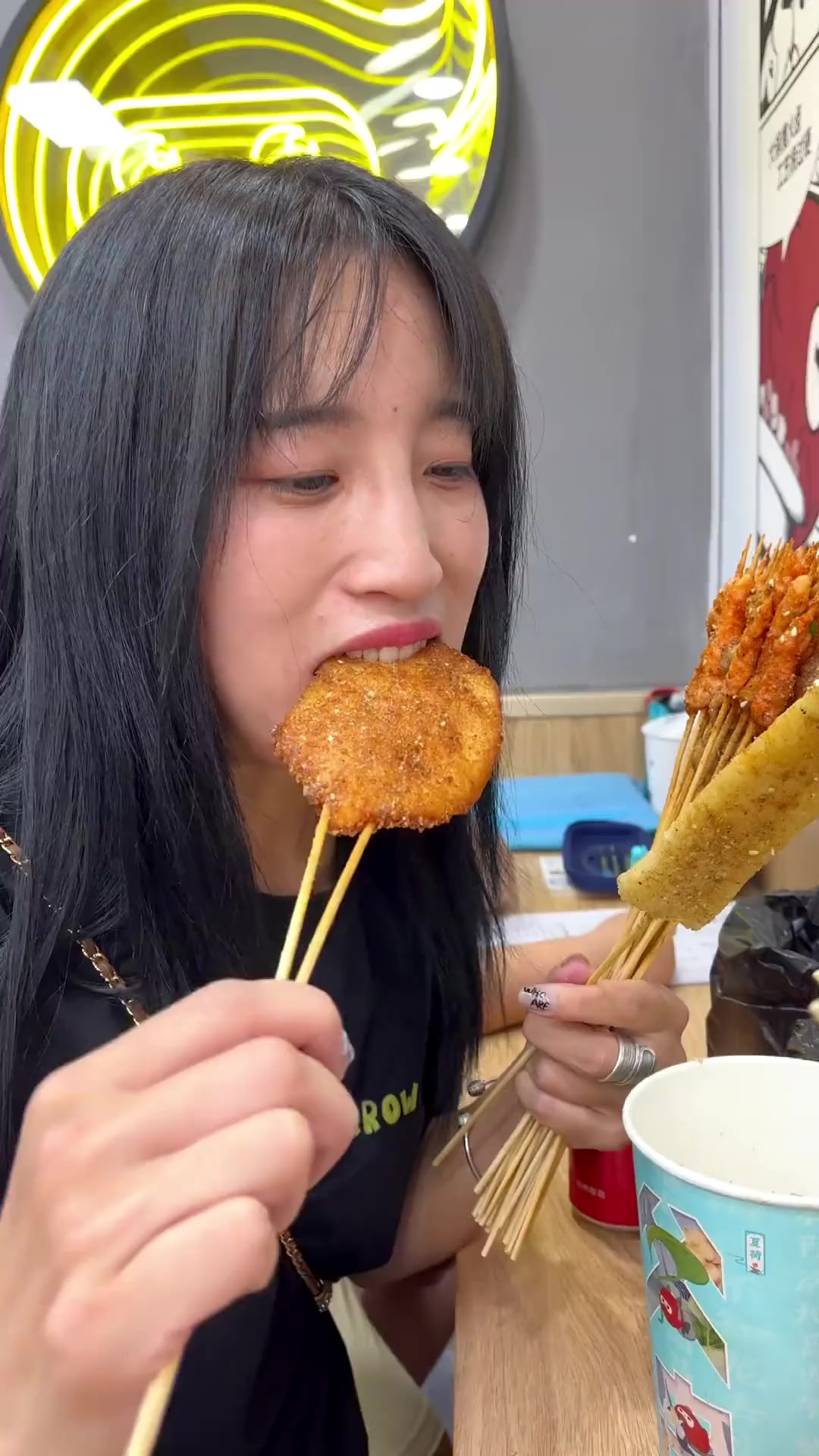 19.936串炸串,巴掌大的鸡排老好吃了,馋哭众人的夸父炸串