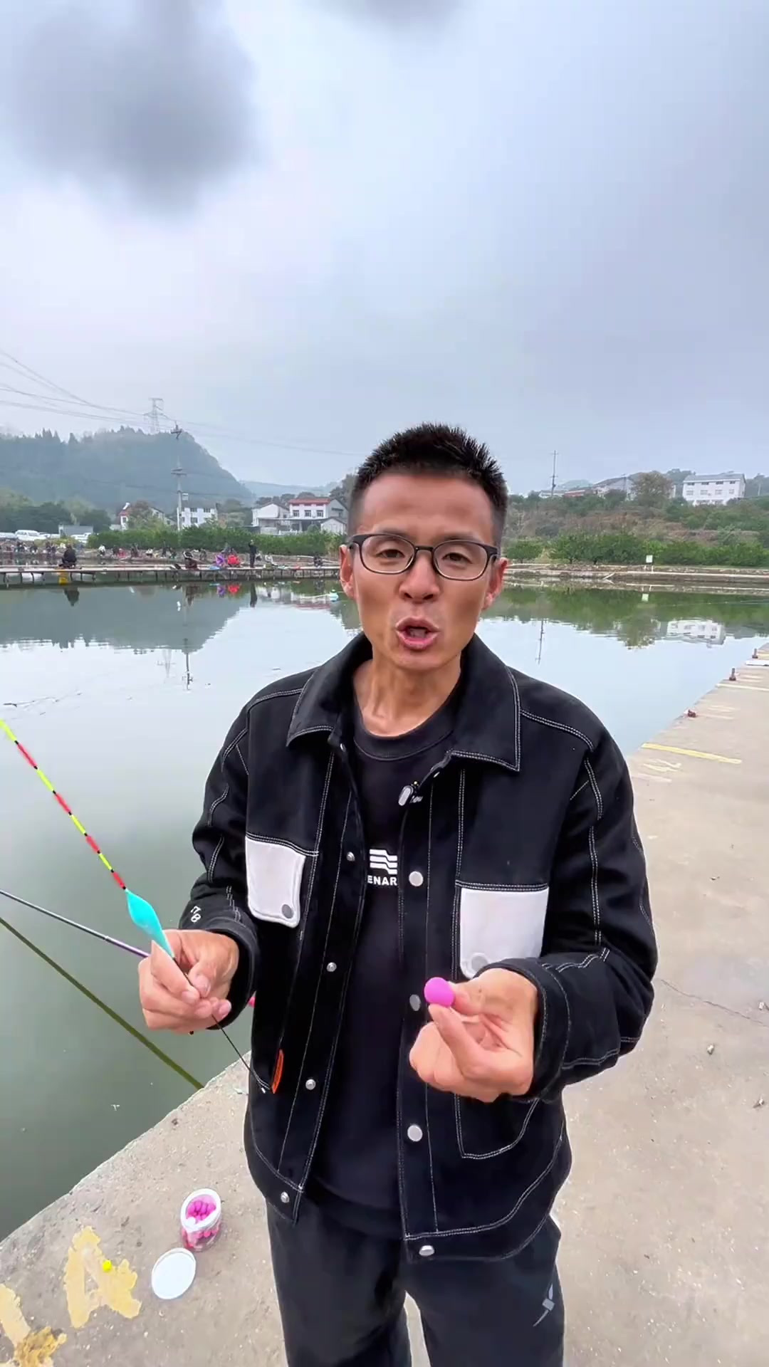 珠珠钓青鱼调漂，哪位兄弟要的，拿走不谢