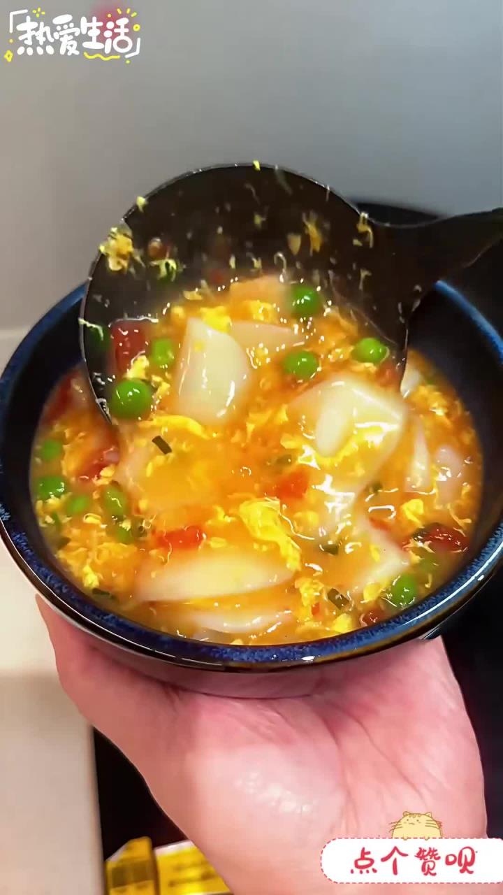 家里有个挑食的孩子,这道年糕汤就把她征服了