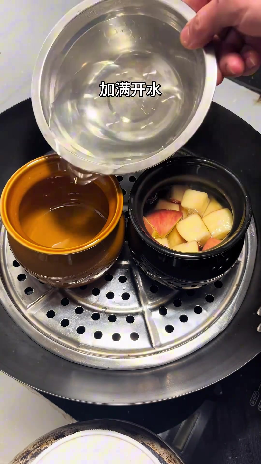 经常手脚冰凉的朋友试试这个吧炖盅隔水炖