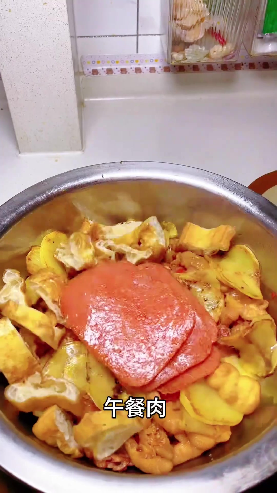 豪华火鸡面夜宵,奢华享受,味蕾盛宴