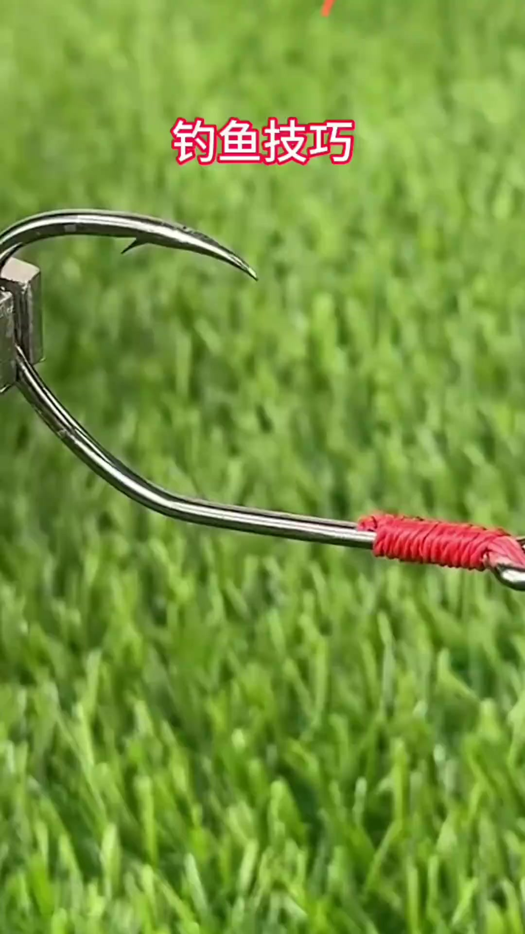钓鱼佬是如何绑住鱼钩的？就算钓到100斤的大鱼鱼钩也不会断脱落！