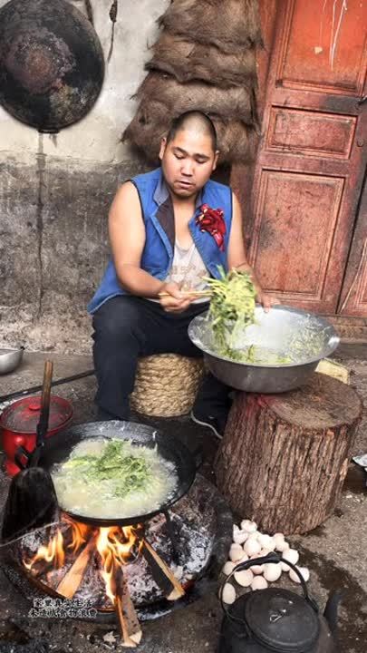 第一次吃茴香披萨,太好吃了