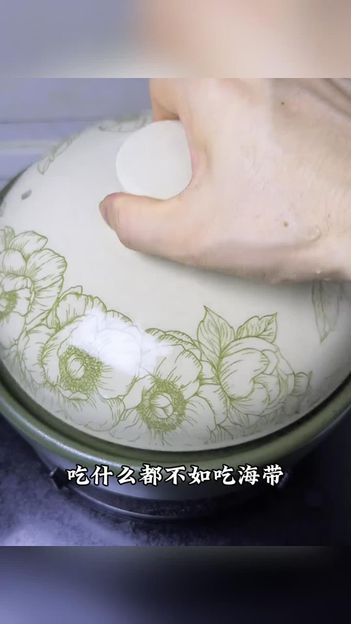 孩子猛长的秘密每周3次海带排骨汤，比喝牛奶还管用煲汤广东靓