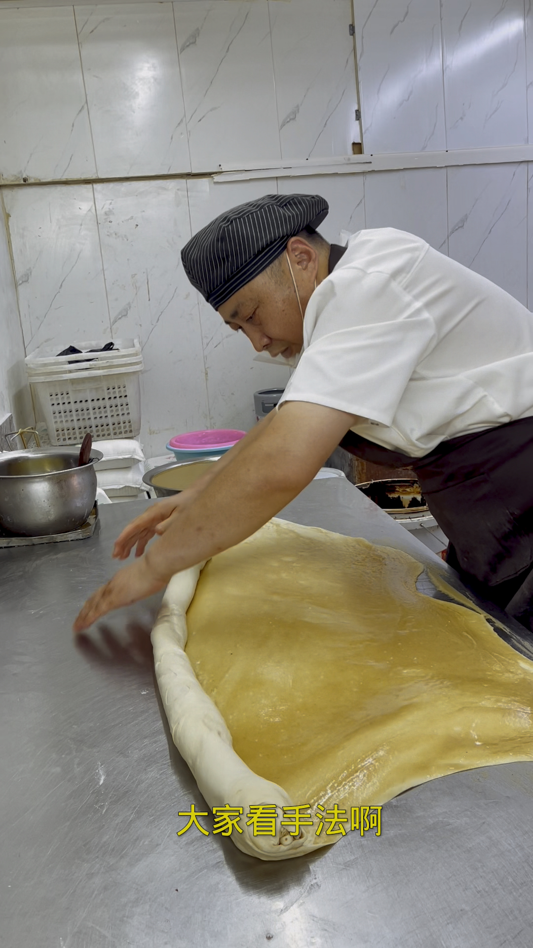 老北京麻酱烧饼，凉了也好吃，详细制作教程分享