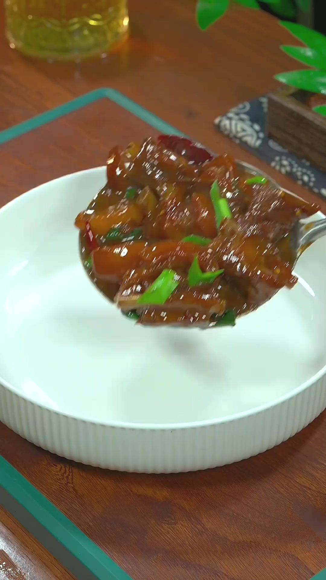 年夜饭第五道菜 黄焖羊肉，炖羊肉直接下锅就是大错，今天教你个