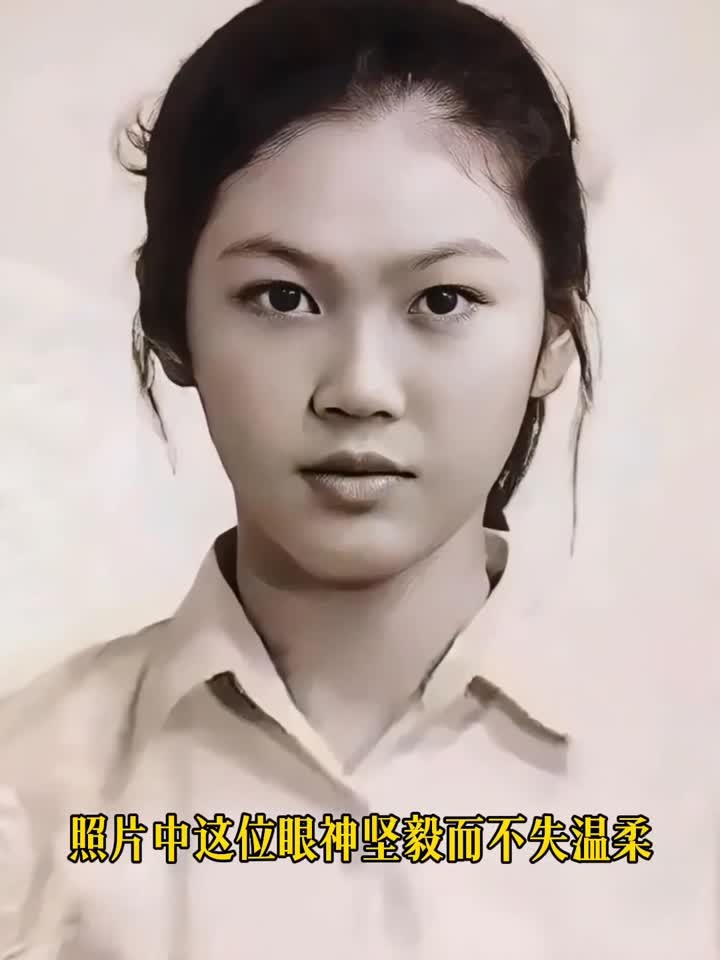 她是首位登上泰国总理的华裔,她的祖籍广东梅州。大家想到了她是