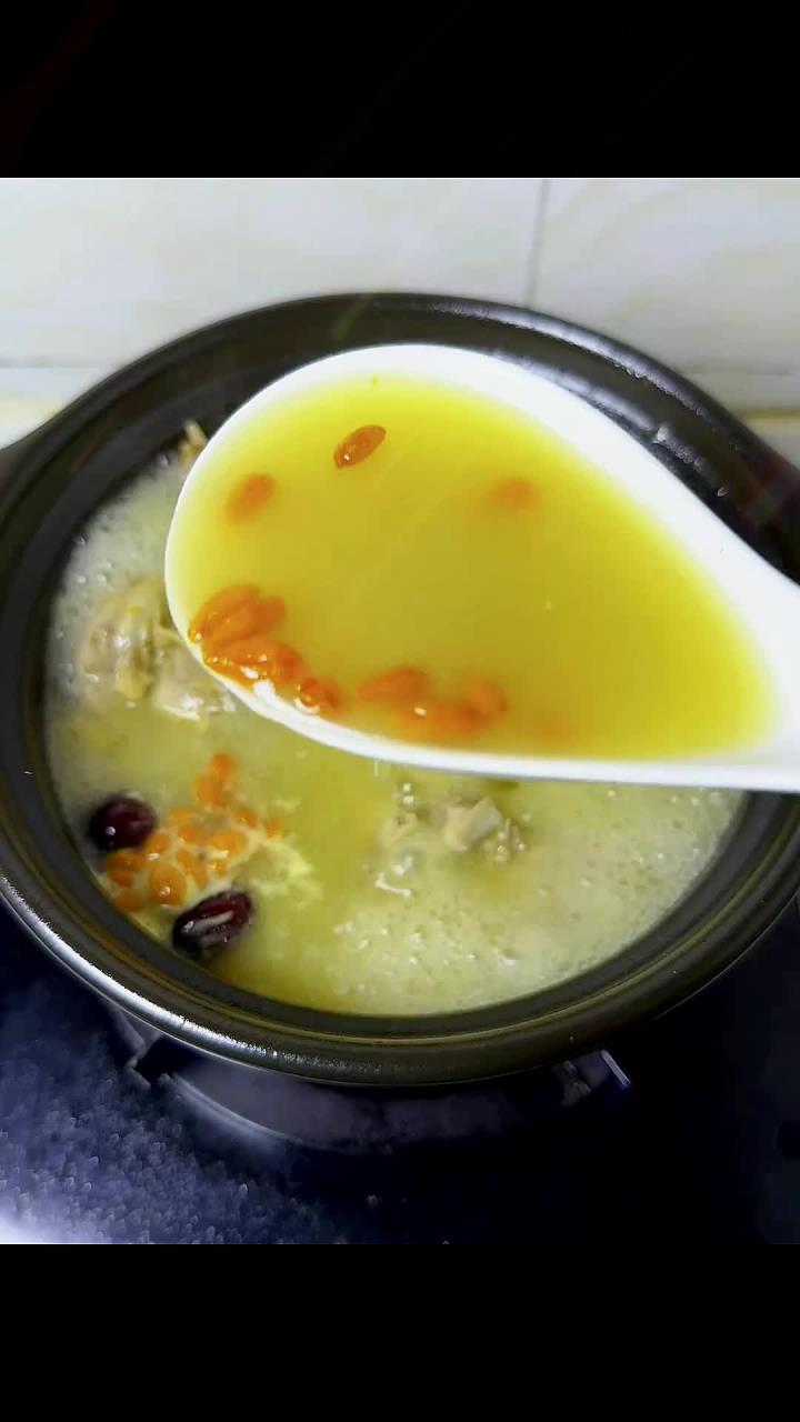 鸽子汤为你煲汤煲汤广东靓汤上热门