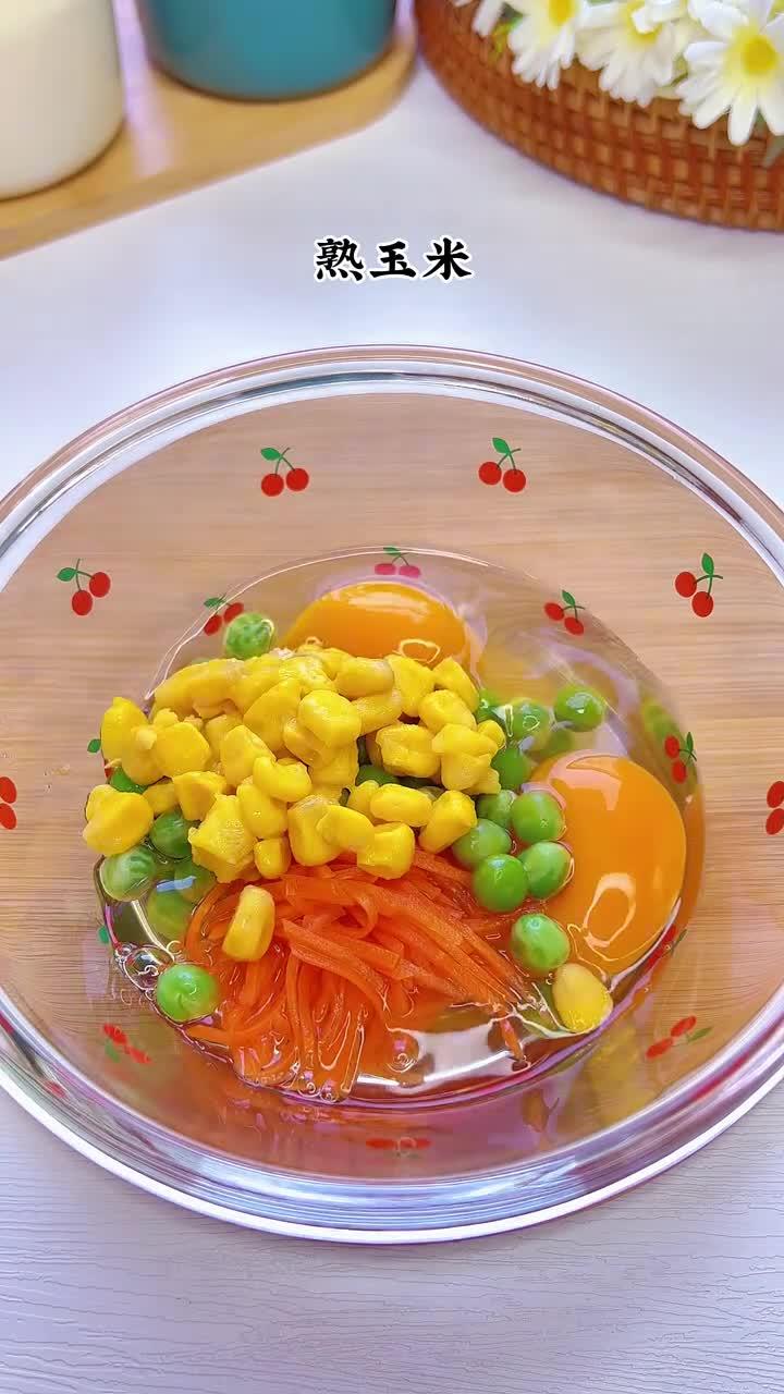 早餐不知道给孩子吃什么,可以试试这个吐司三明治,做法简单,营养丰富,孩子很喜欢