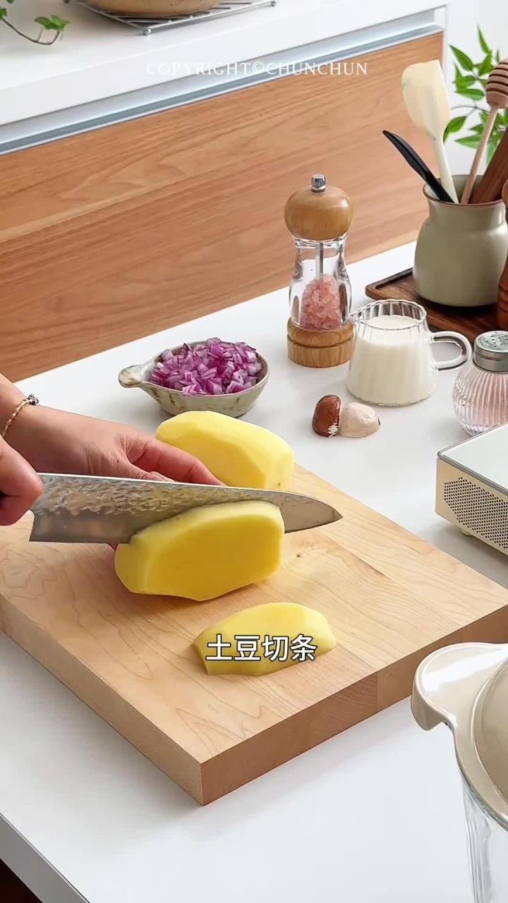 好吃到爆的芝士肉酱薯条,多重口感香到迷糊